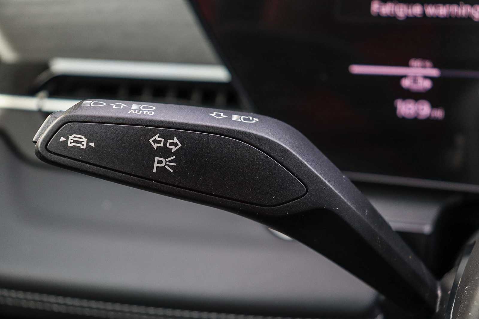 Thumbnail: 2025 Audi Q6 e-tron - 29