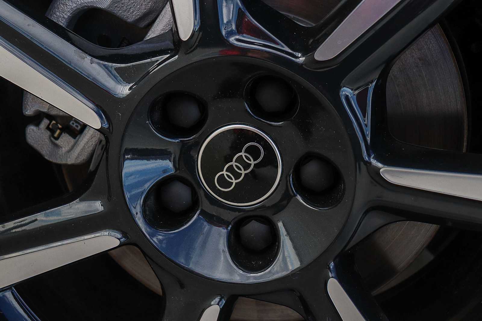 Thumbnail: 2025 Audi Q3 - 14