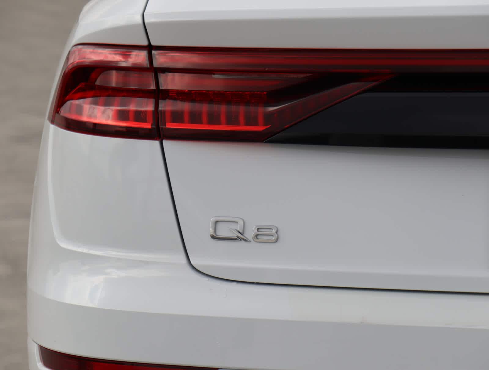 Thumbnail: 2023 Audi Q8 - 5