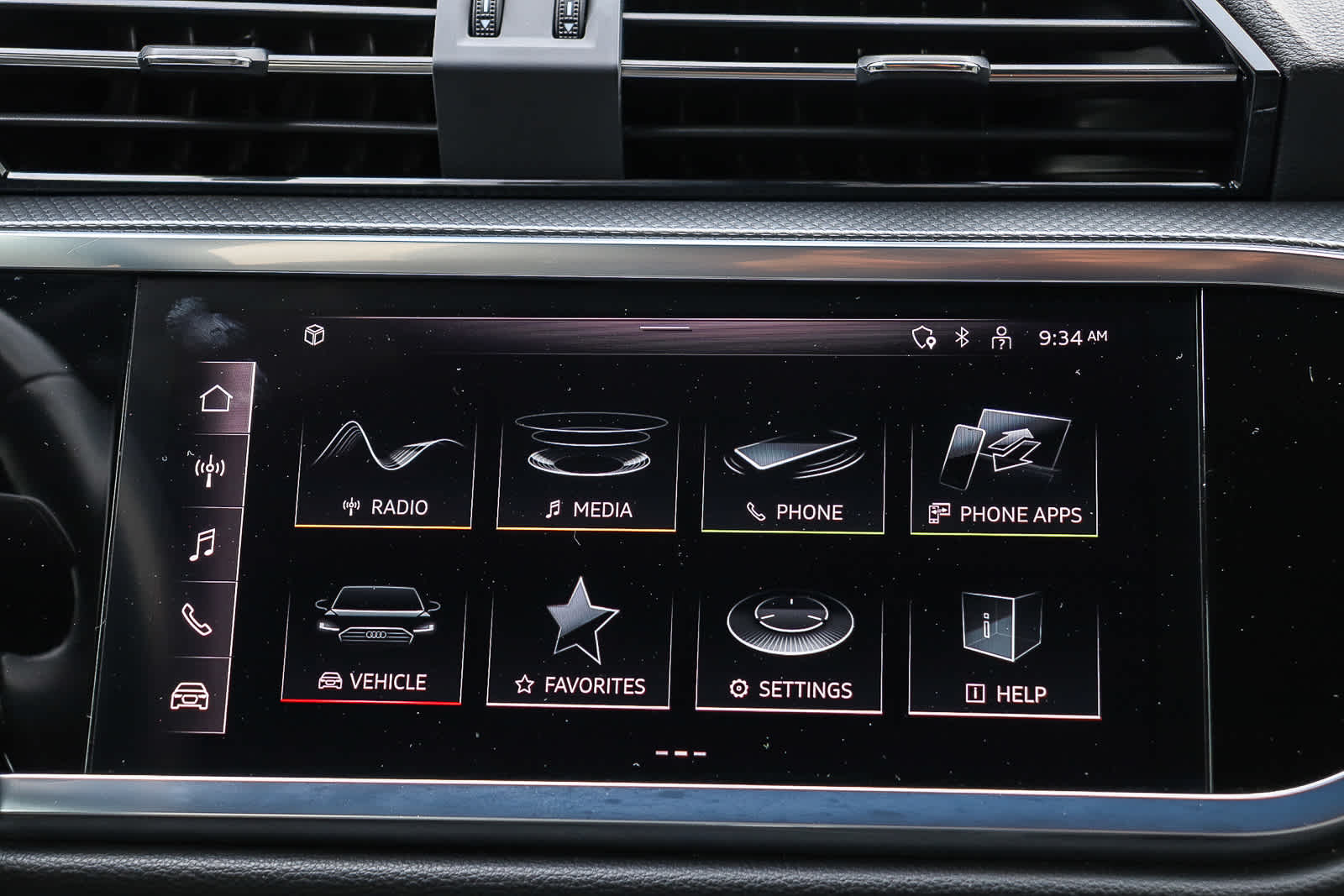 Thumbnail: 2023 Audi Q3 - 19