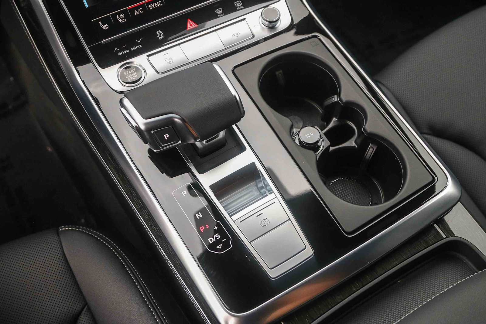 Thumbnail: 2026 Audi Q7 - 28