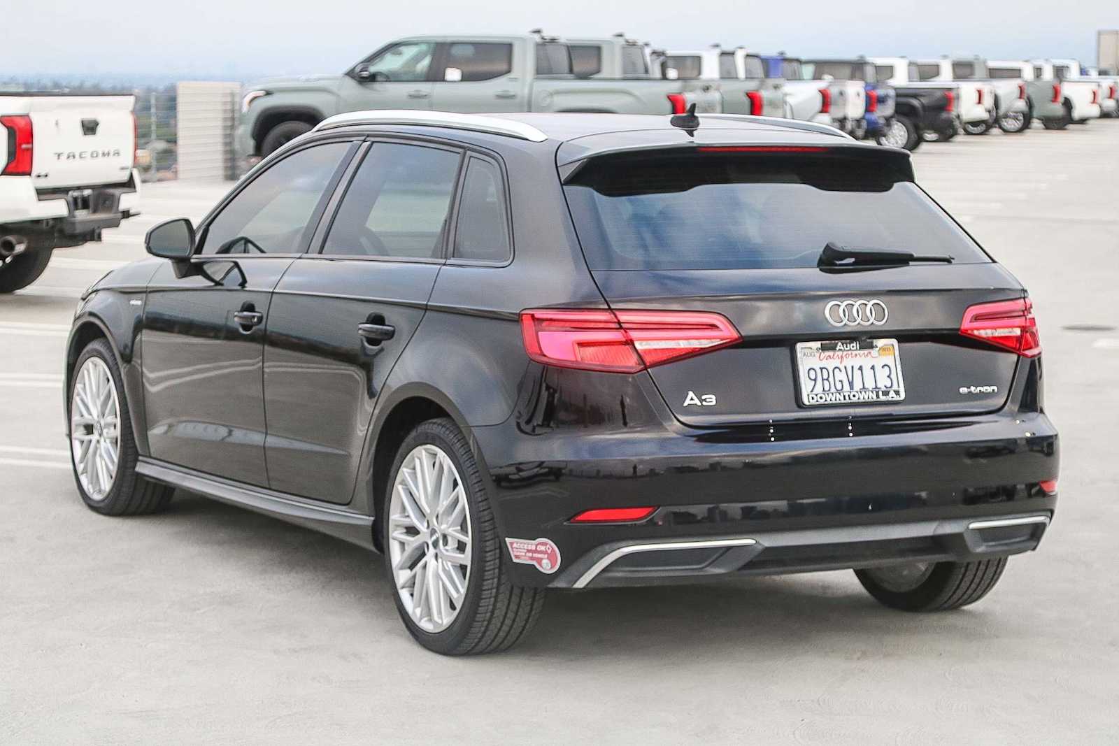 Thumbnail: 2018 Audi A3 e-tron - 8