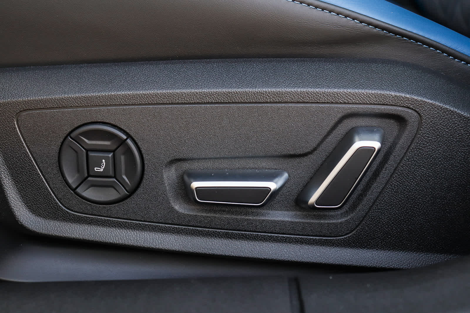 Thumbnail: 2025 Audi S5 - 25