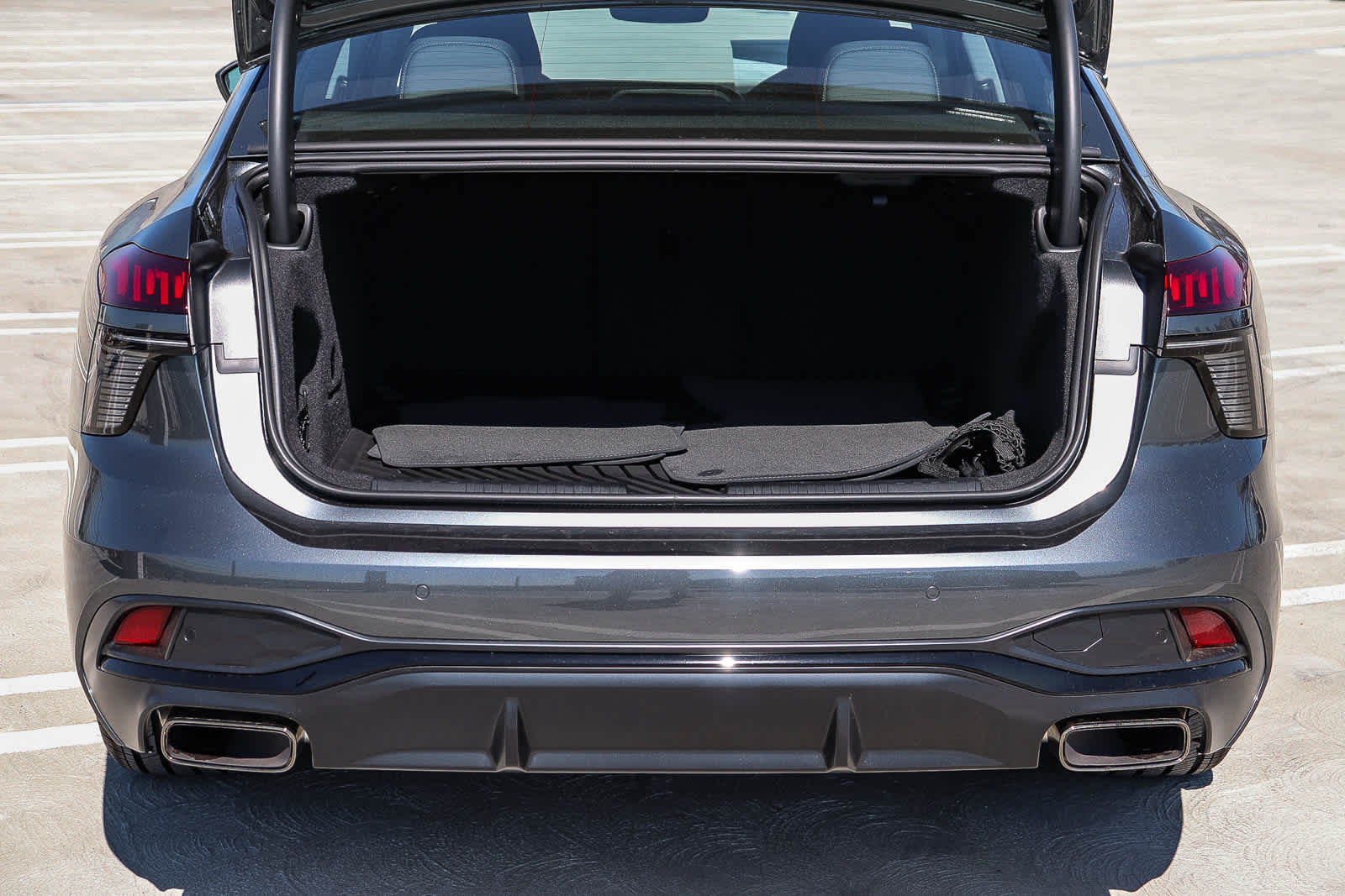 Thumbnail: 2026 Audi A6 - 36