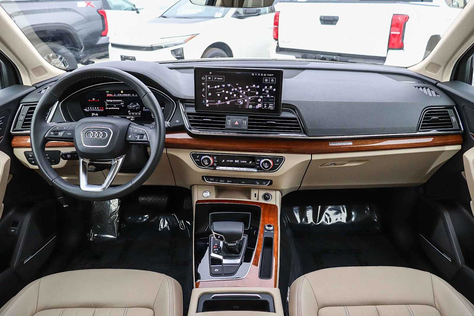 Thumbnail: 2022 Audi Q5 - 16