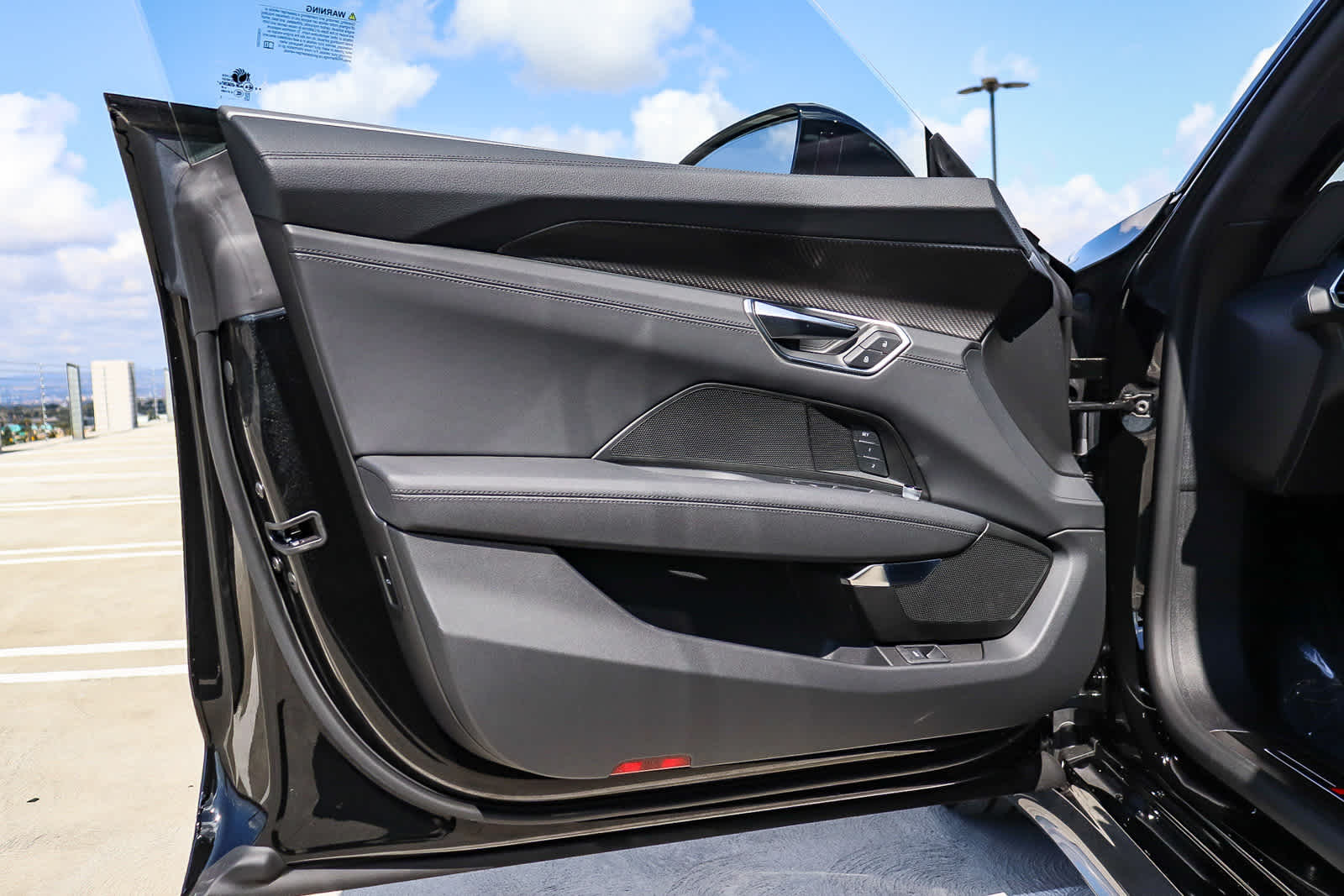 Thumbnail: 2026 Audi e-tron GT - 30