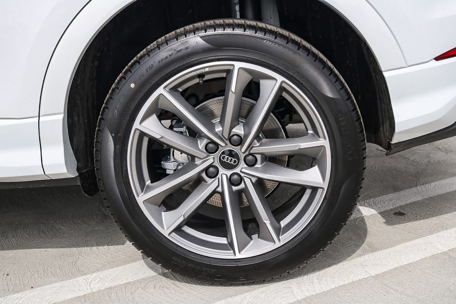 Thumbnail: 2025 Audi Q3 - 14