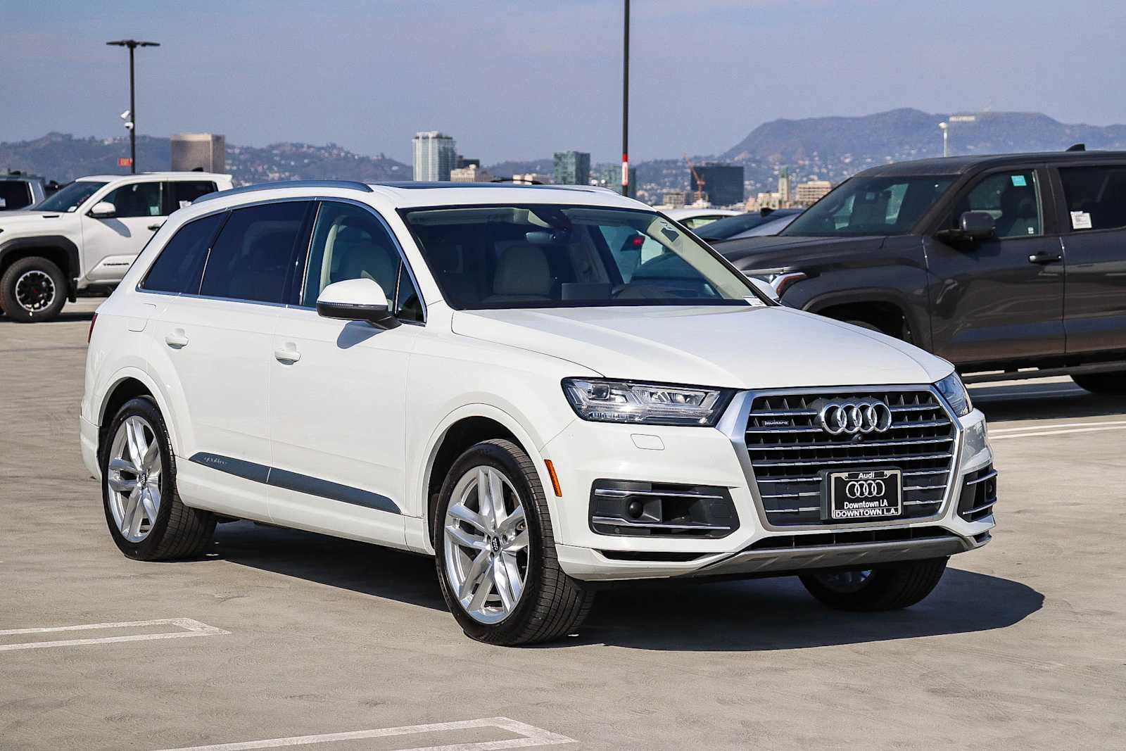 Thumbnail: 2017 Audi Q7 - 3