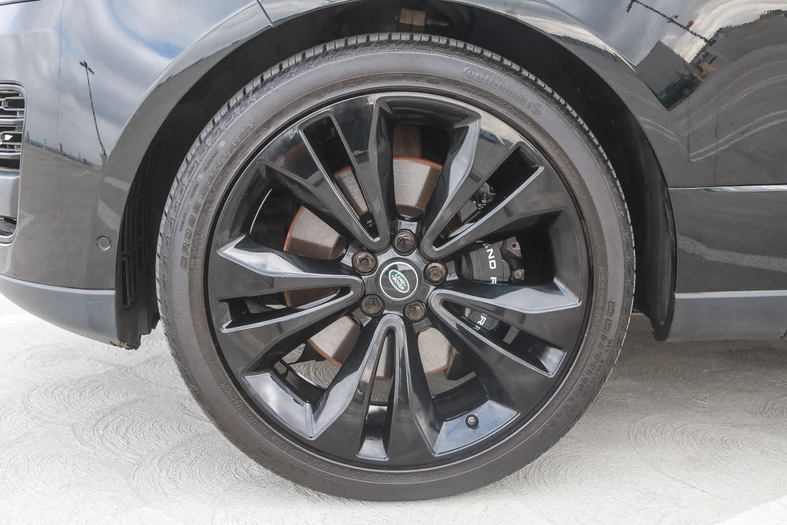 Thumbnail: 2021 Land Rover Range Rover - 14