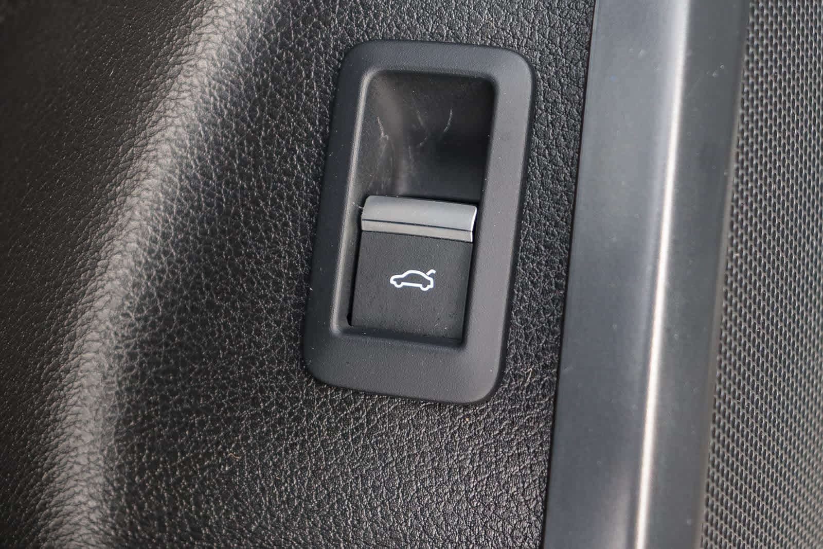 Thumbnail: 2023 Audi Q5 - 27