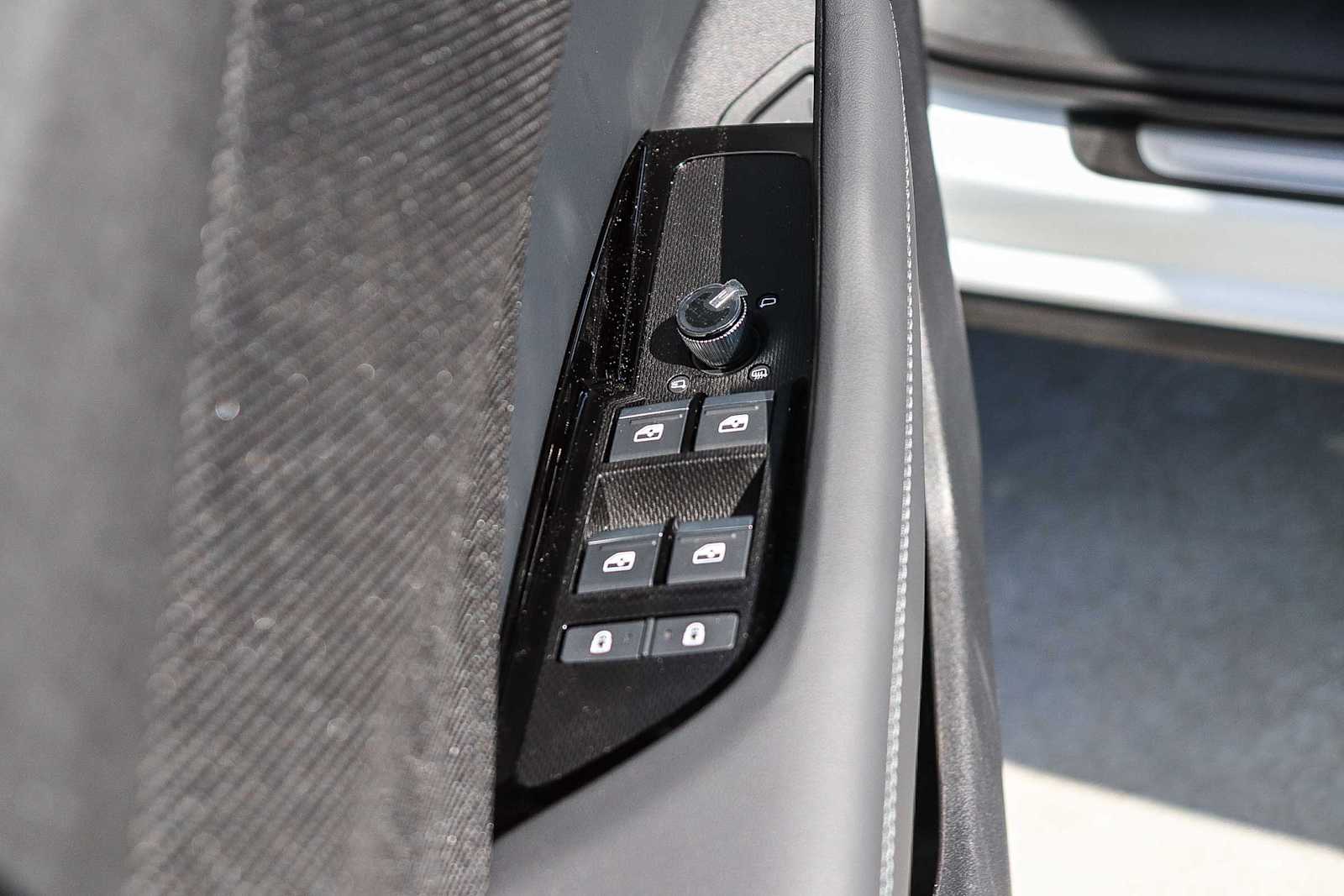 Thumbnail: 2026 Audi Q3 - 27