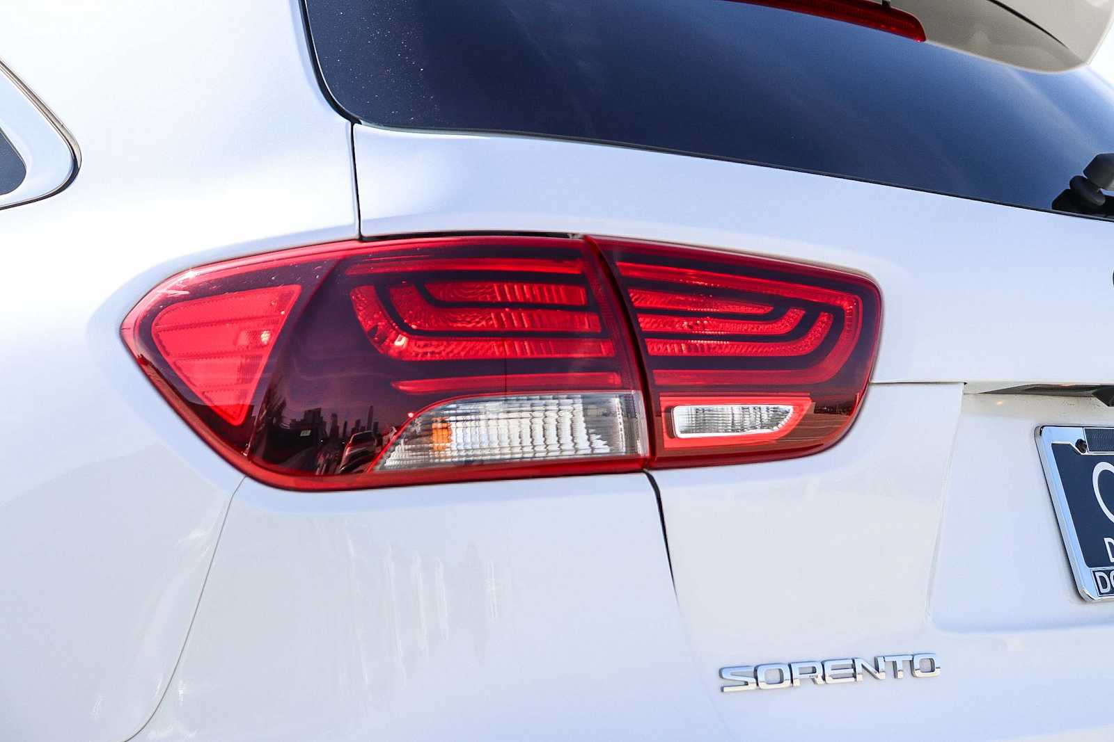 Thumbnail: 2019 Kia Sorento - 12