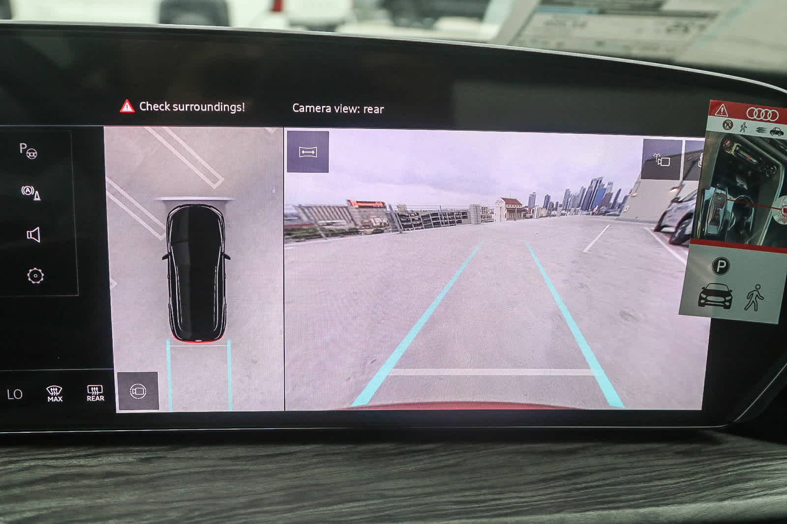 Thumbnail: 2025 Audi Q5 - 25