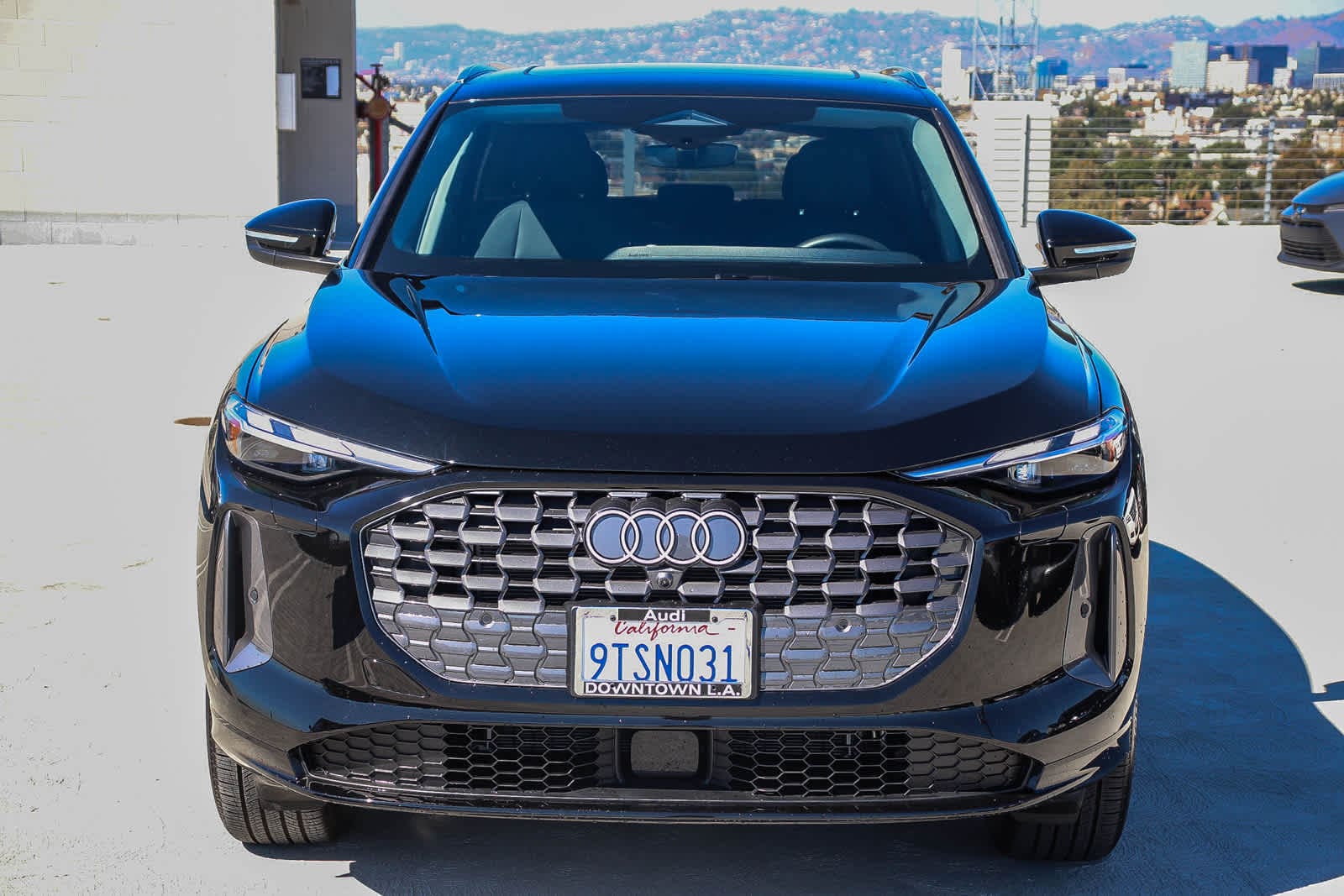 Thumbnail: 2025 Audi Q5 - 2