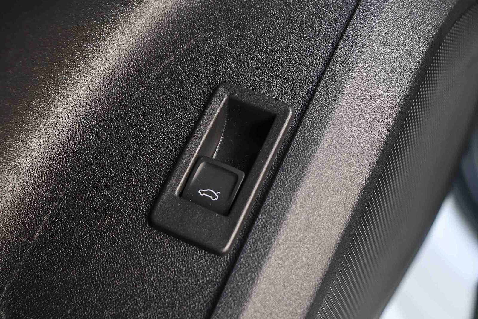 Thumbnail: 2025 Audi Q5 - 27