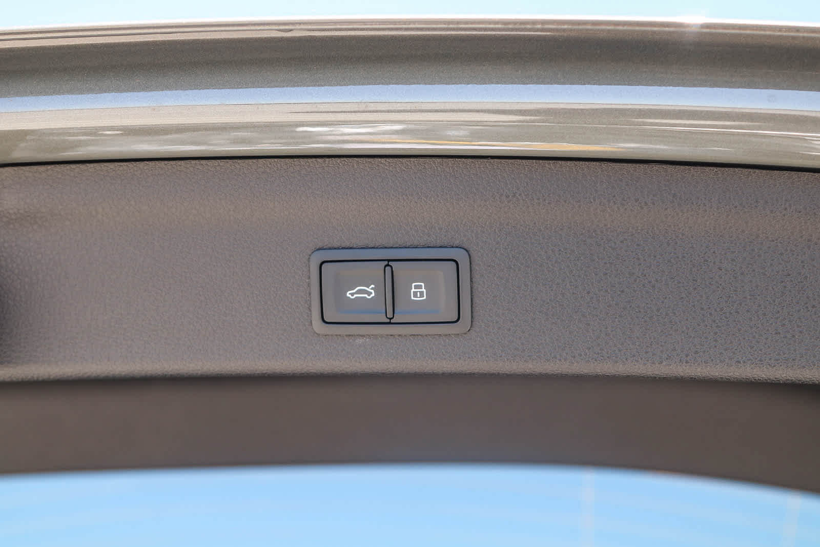 Thumbnail: 2025 Audi Q3 - 45