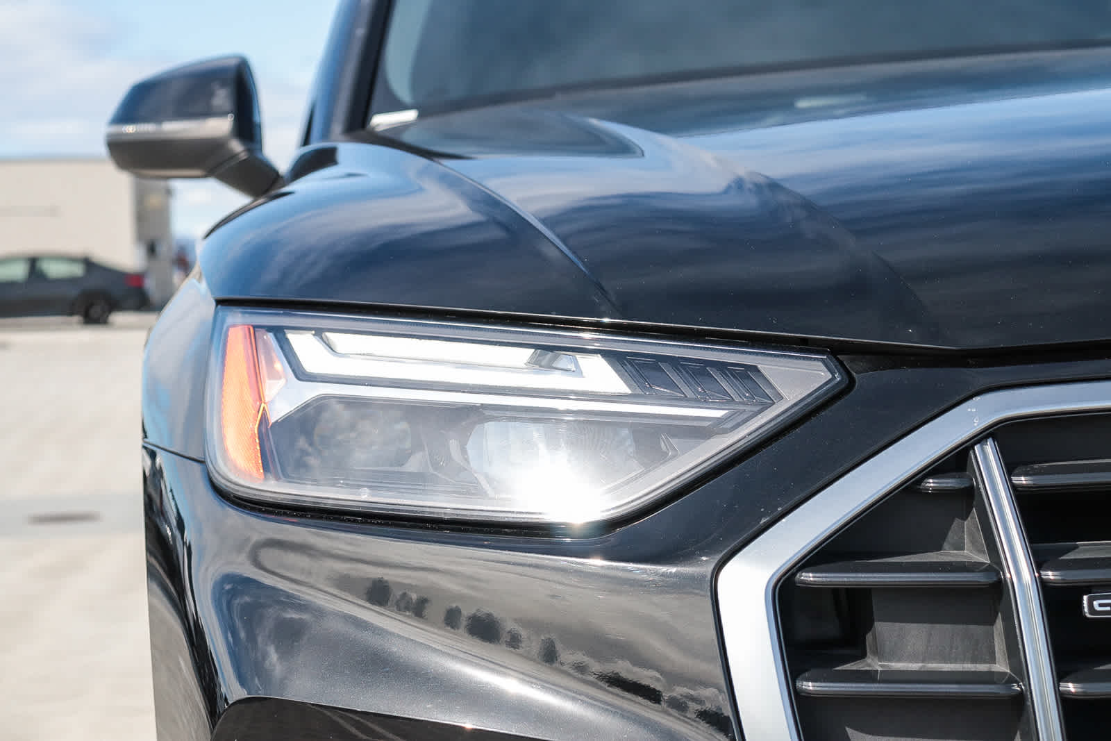 Thumbnail: 2023 Audi Q5 - 6