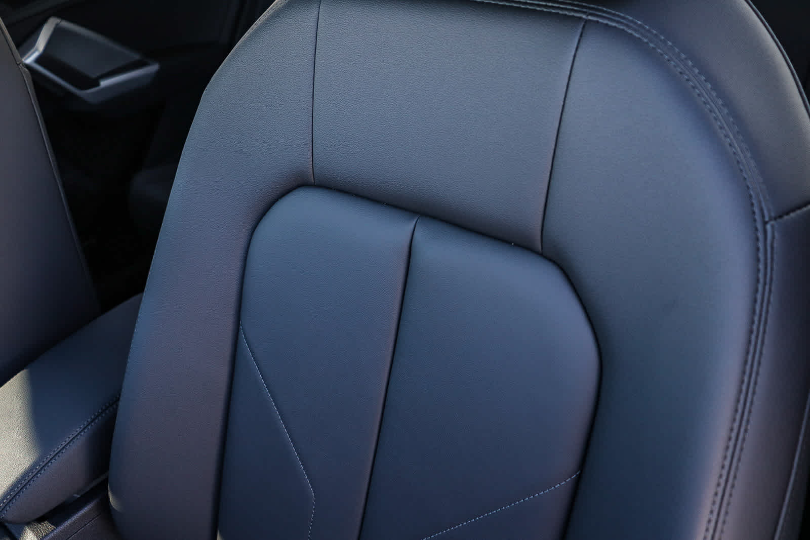 Thumbnail: 2025 Audi Q3 - 38