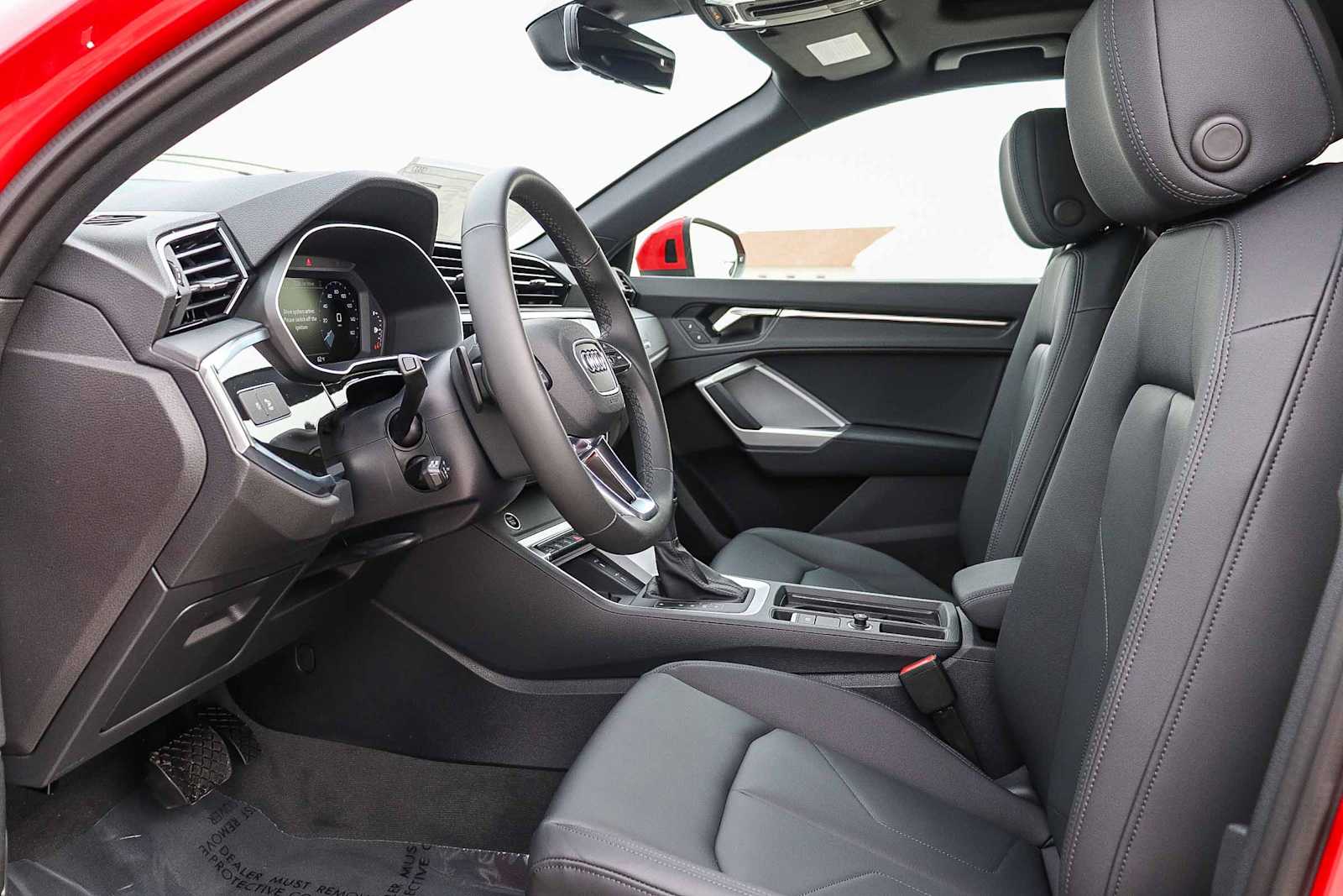 Thumbnail: 2025 Audi Q3 - 22