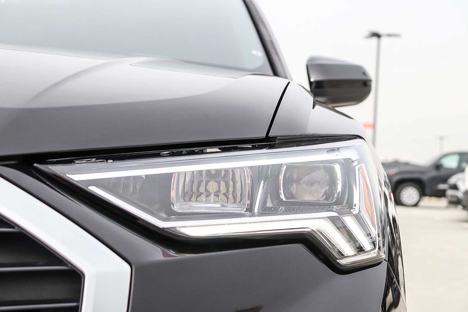 Thumbnail: 2025 Audi Q3 - 7