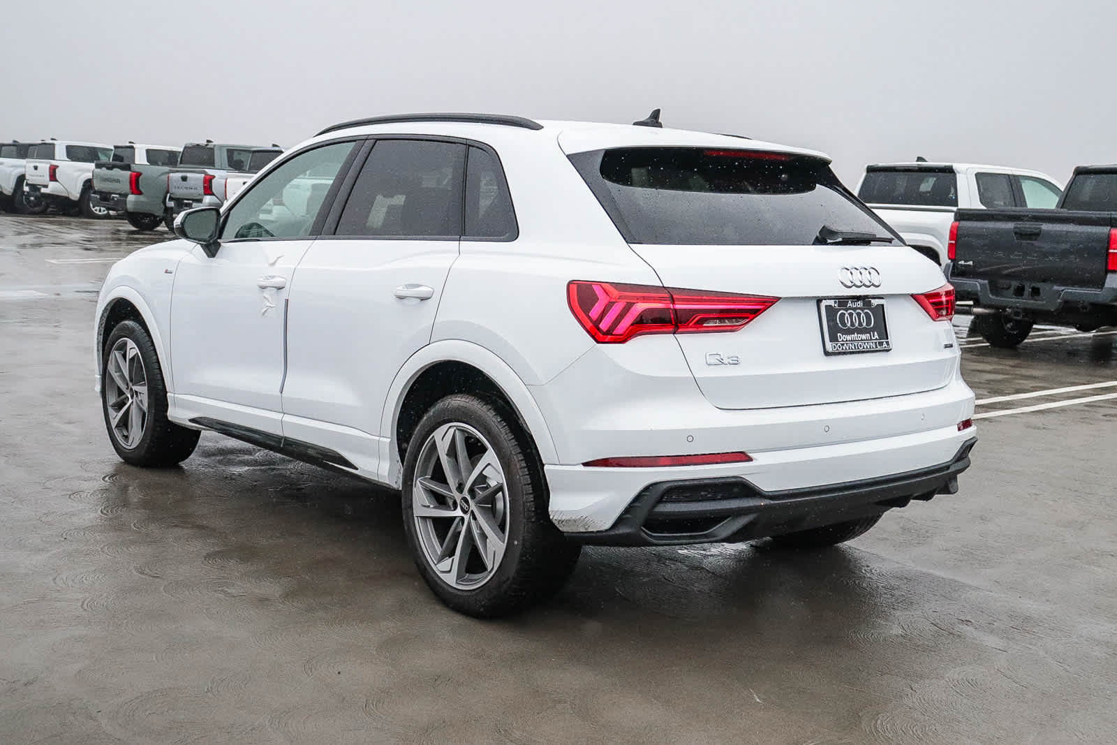 Thumbnail: 2025 Audi Q3 - 9