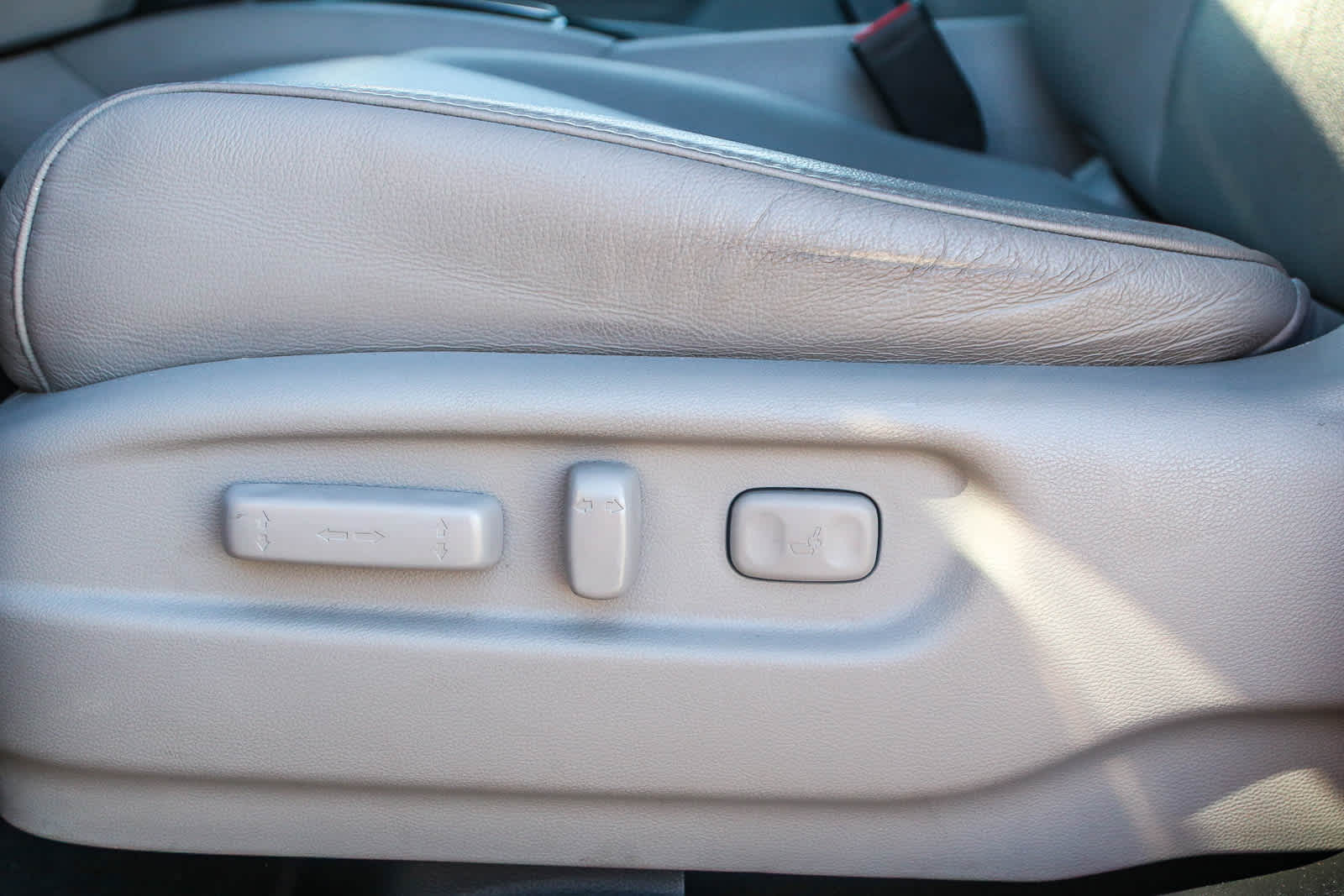 Thumbnail: 2022 Honda Pilot - 24