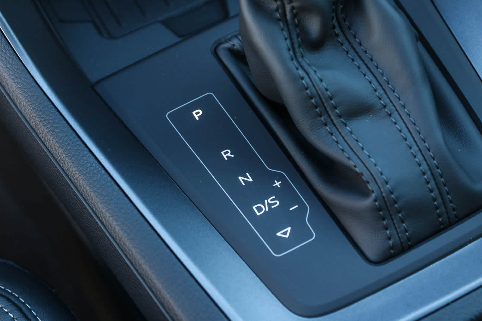 Thumbnail: 2025 Audi Q3 - 30