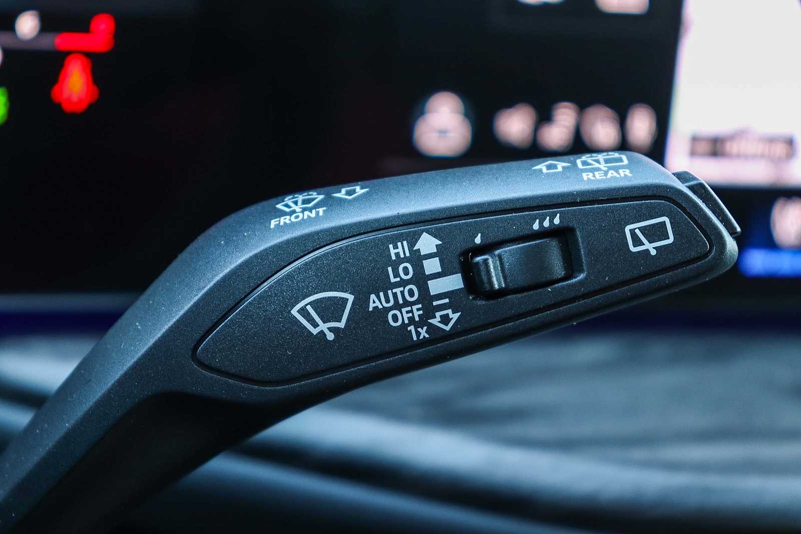 Thumbnail: 2025 Audi Q5 - 30