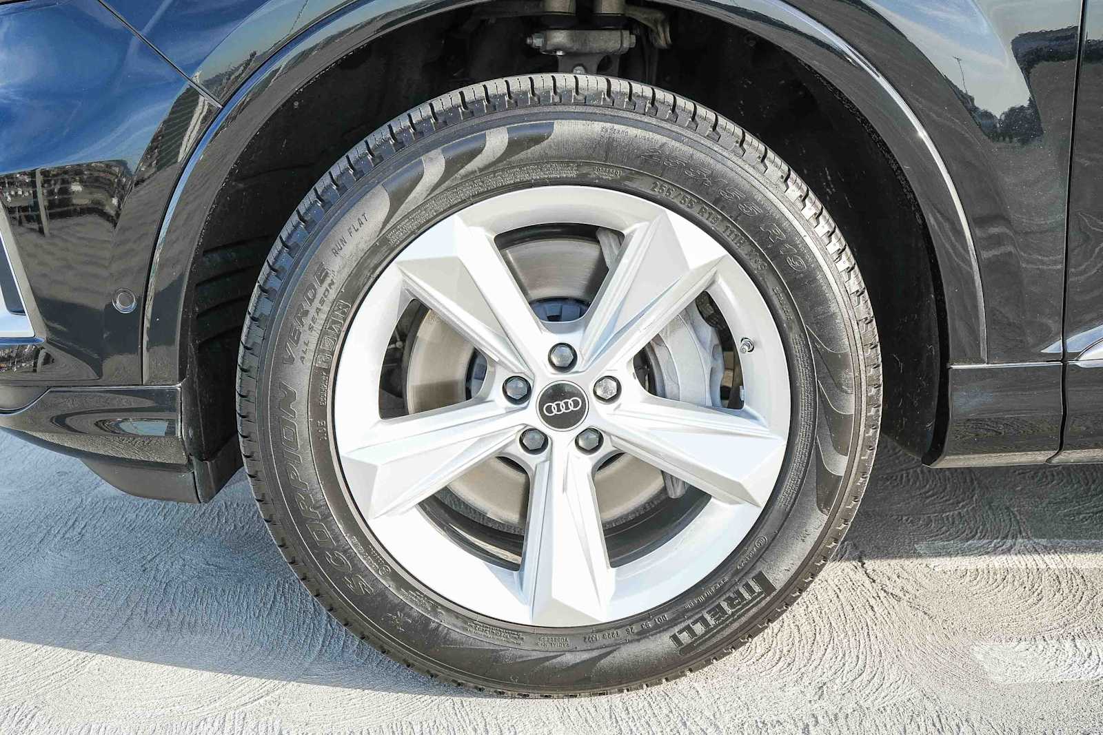 Thumbnail: 2022 Audi Q7 - 13