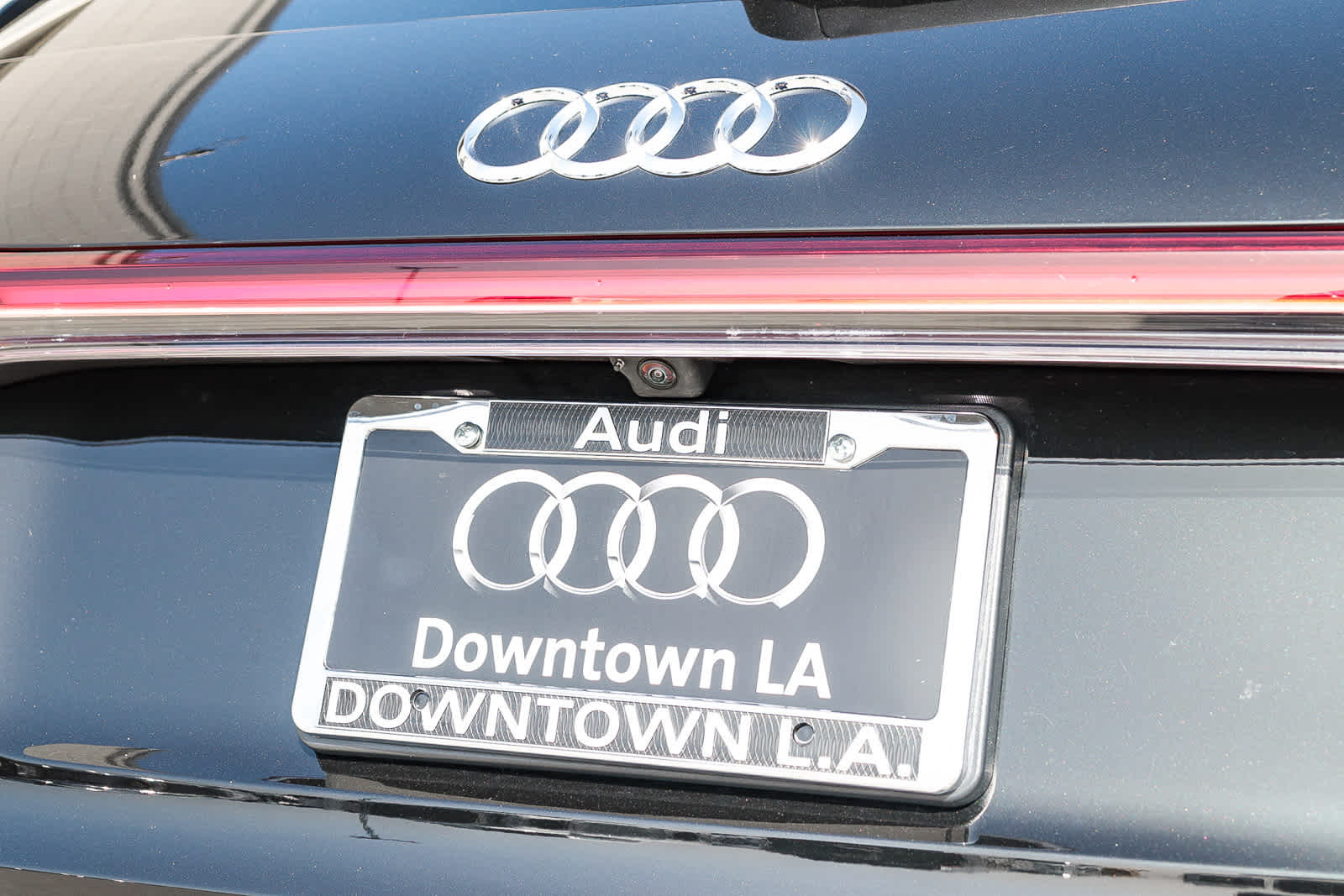 Thumbnail: 2023 Audi Q4 e-tron - 11