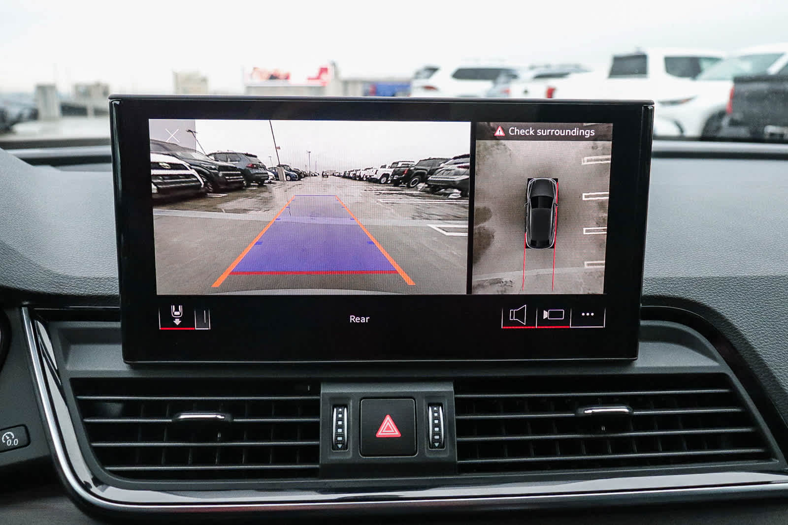 Thumbnail: 2022 Audi Q5 - 33