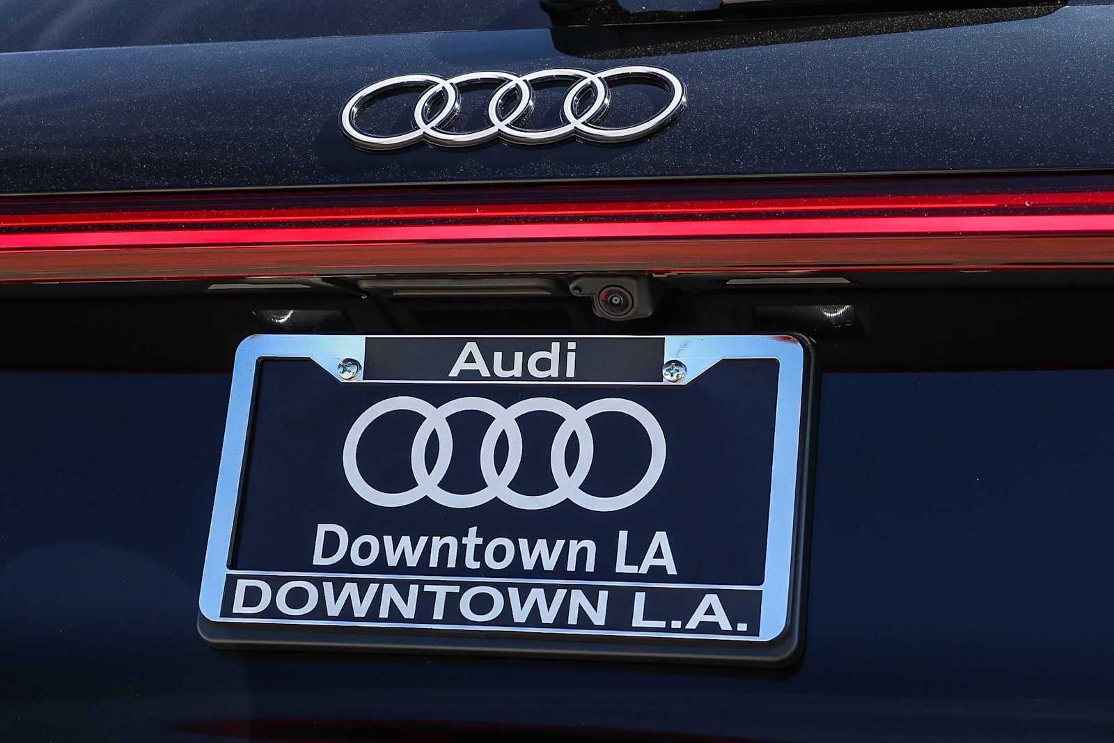 Thumbnail: 2025 Audi Q5 - 11