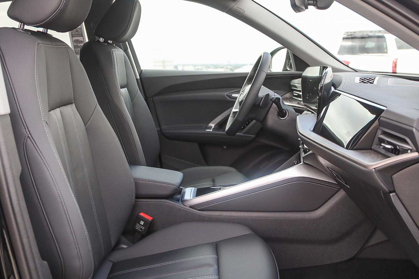 Thumbnail: 2025 Audi Q5 - 17