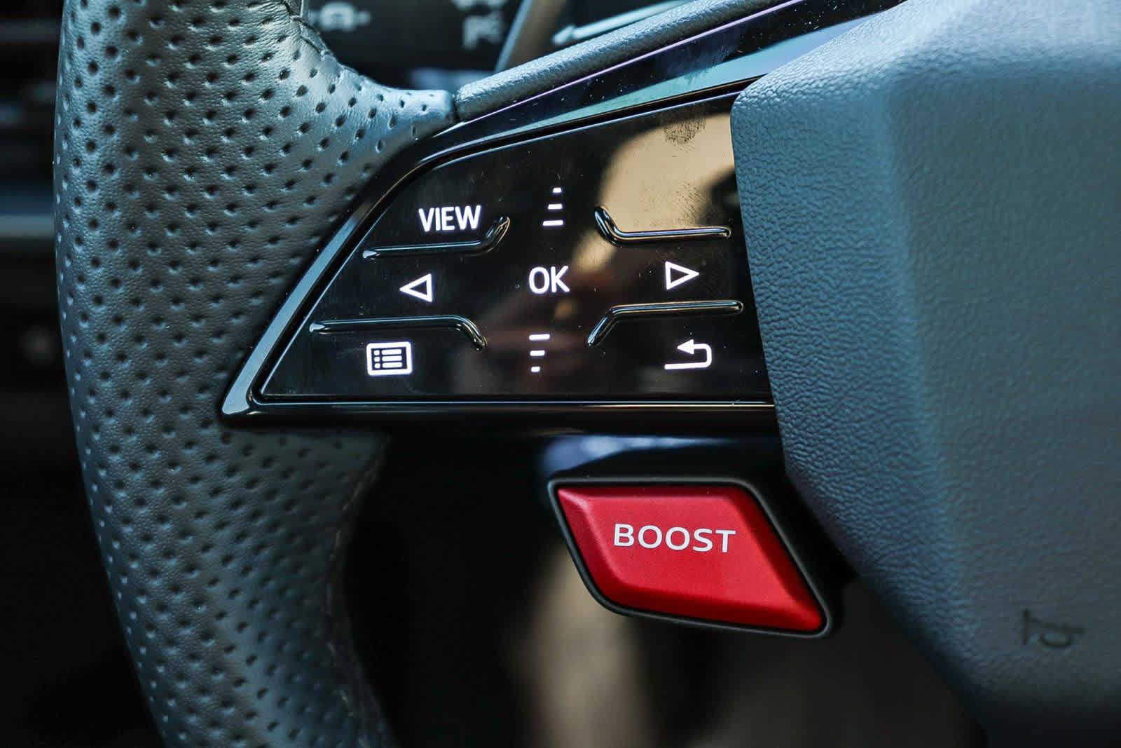 Thumbnail: 2025 Audi RS e-tron GT - 19