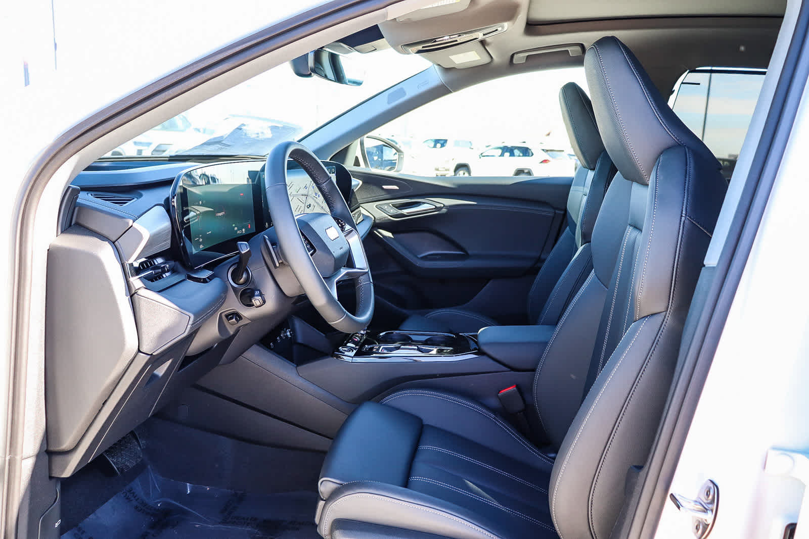 Thumbnail: 2025 Audi Q6 e-tron - 22