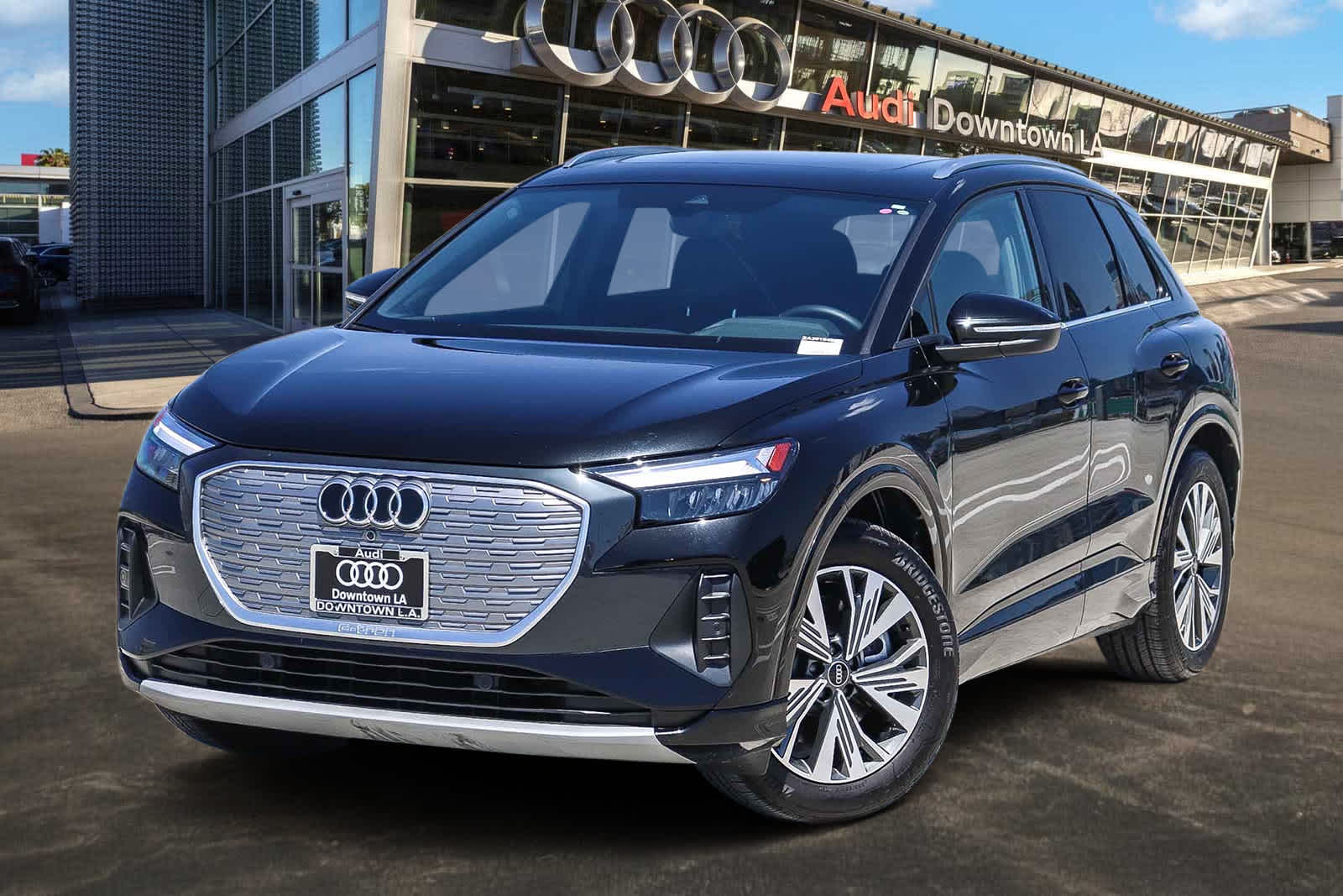 2023 Audi Q4 e-tron Premium -
                  Los Angeles, CA