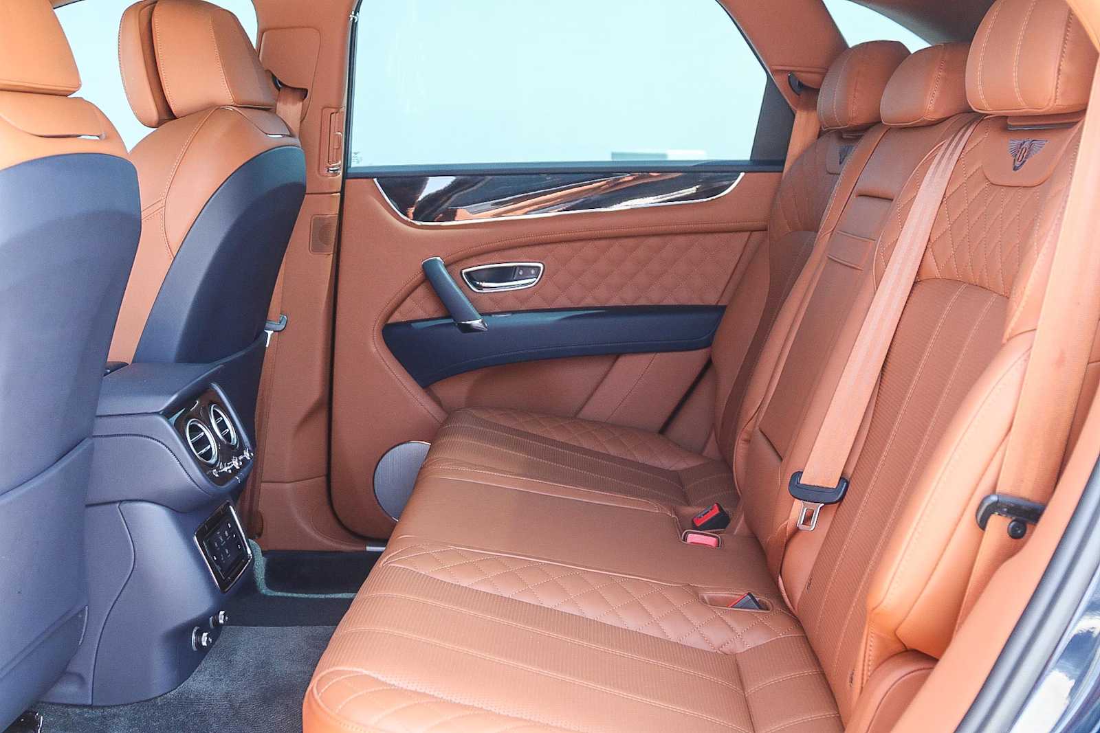 Thumbnail: 2019 Bentley Bentayga - 20