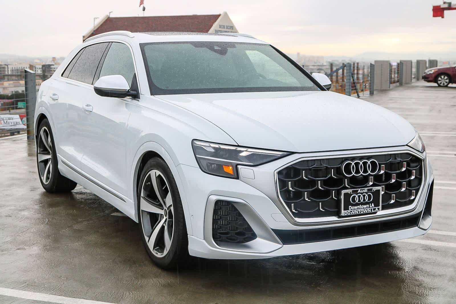 Thumbnail: 2025 Audi SQ8 - 3