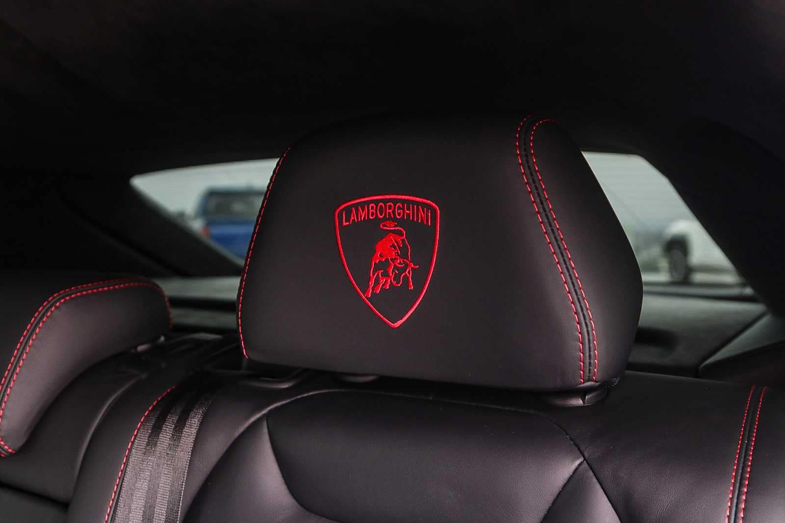 Thumbnail: 2021 Lamborghini Urus - 22