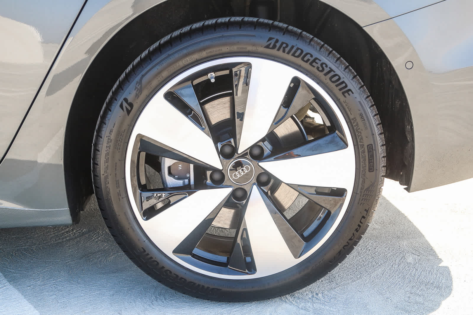 Thumbnail: 2025 Audi A5 - 12