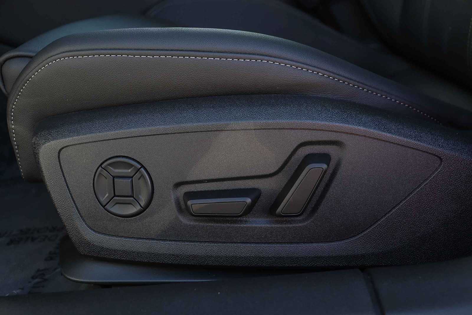 Thumbnail: 2026 Audi A6 - 24