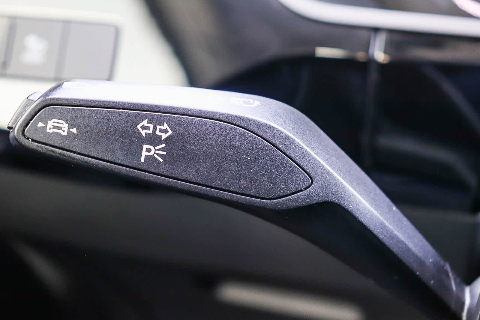 Thumbnail: 2024 Audi Q8 e-tron - 31