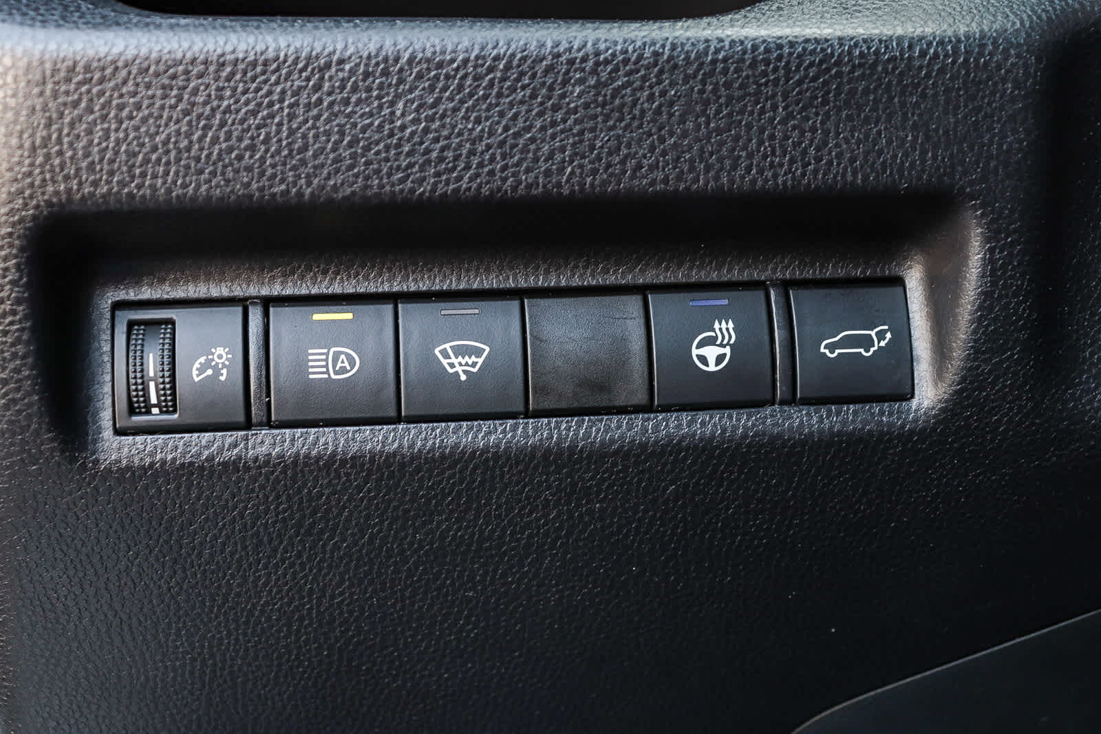 Thumbnail: 2021 Toyota RAV4 - 29