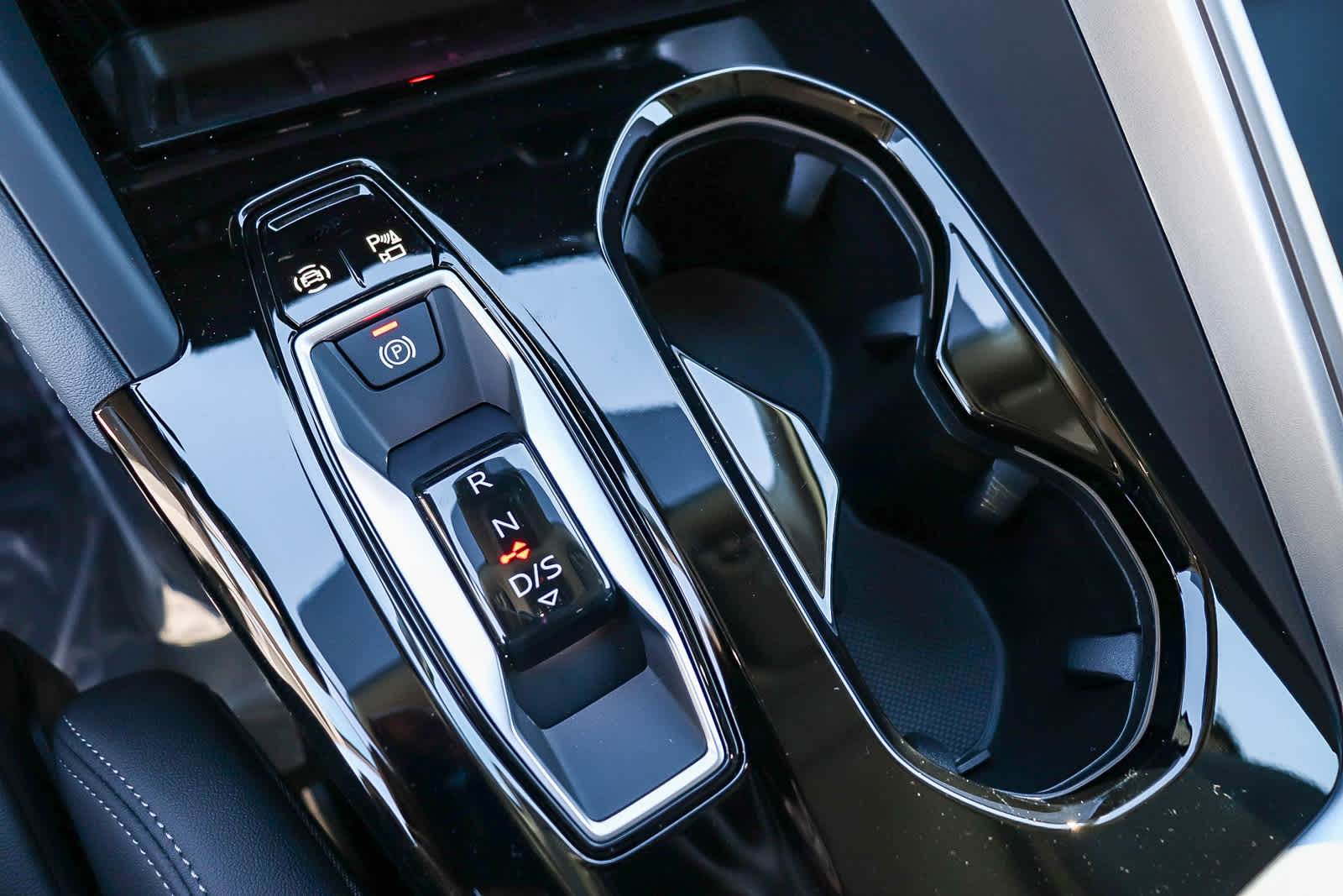 Thumbnail: 2025 Audi Q5 - 24