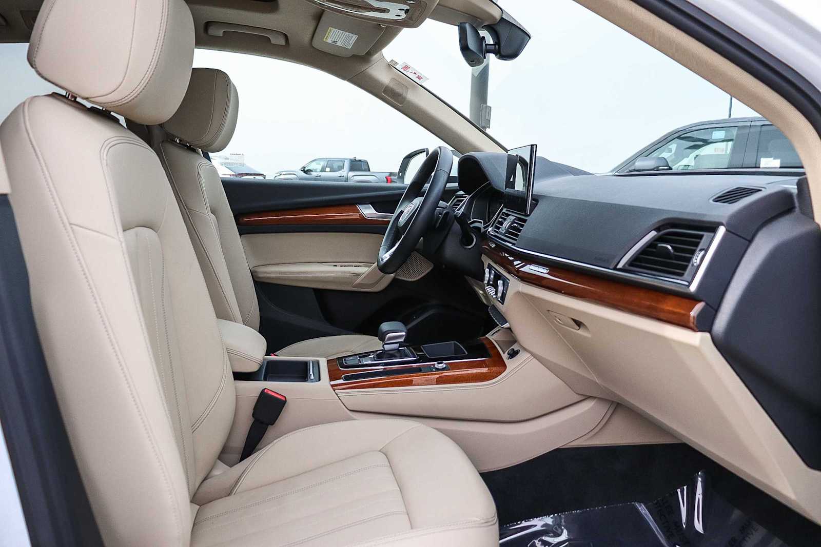 Thumbnail: 2022 Audi Q5 - 23