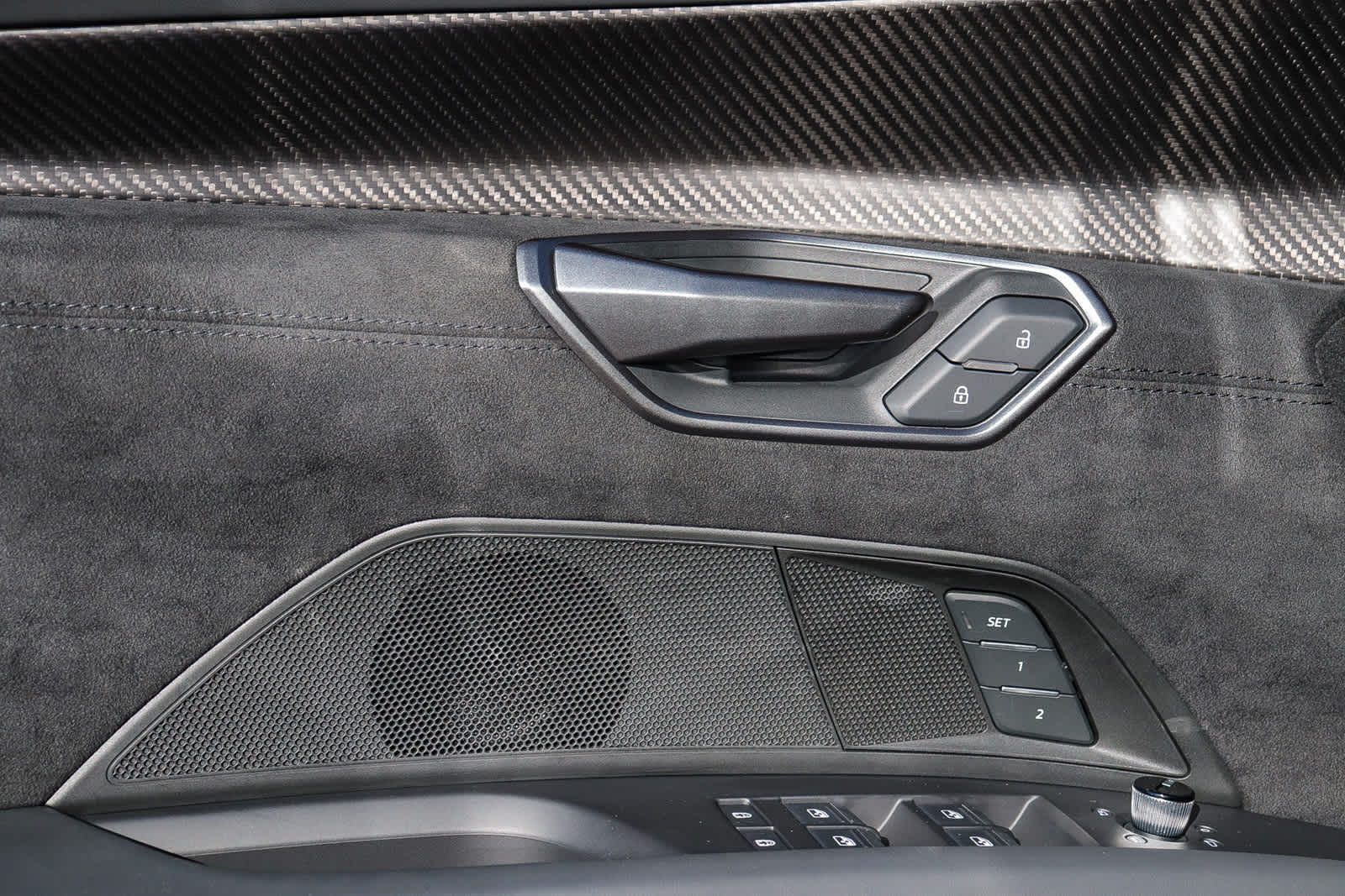 Thumbnail: 2025 Audi RS e-tron GT - 28