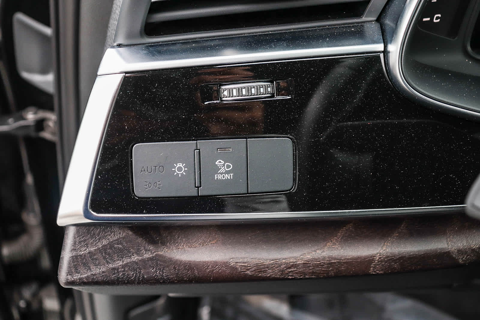 Thumbnail: 2023 Audi Q7 - 31