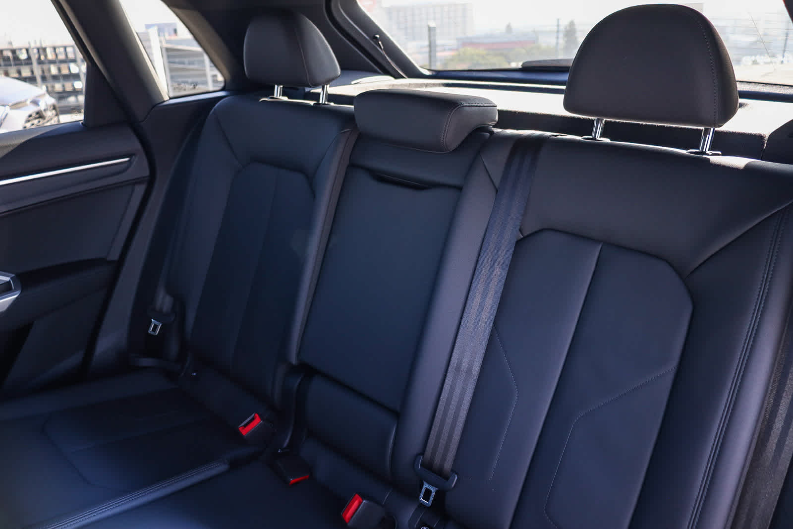 Thumbnail: 2025 Audi Q3 - 25