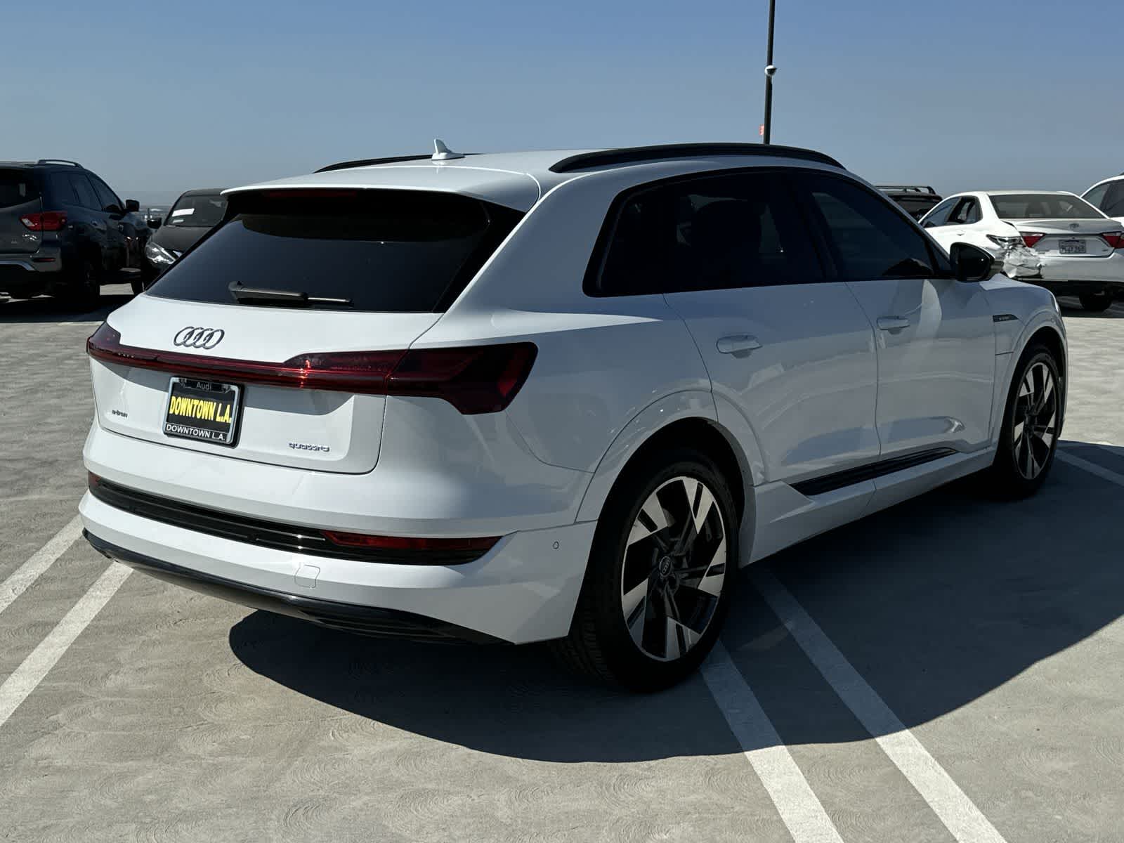 2021 Audi e-tron Premium 5