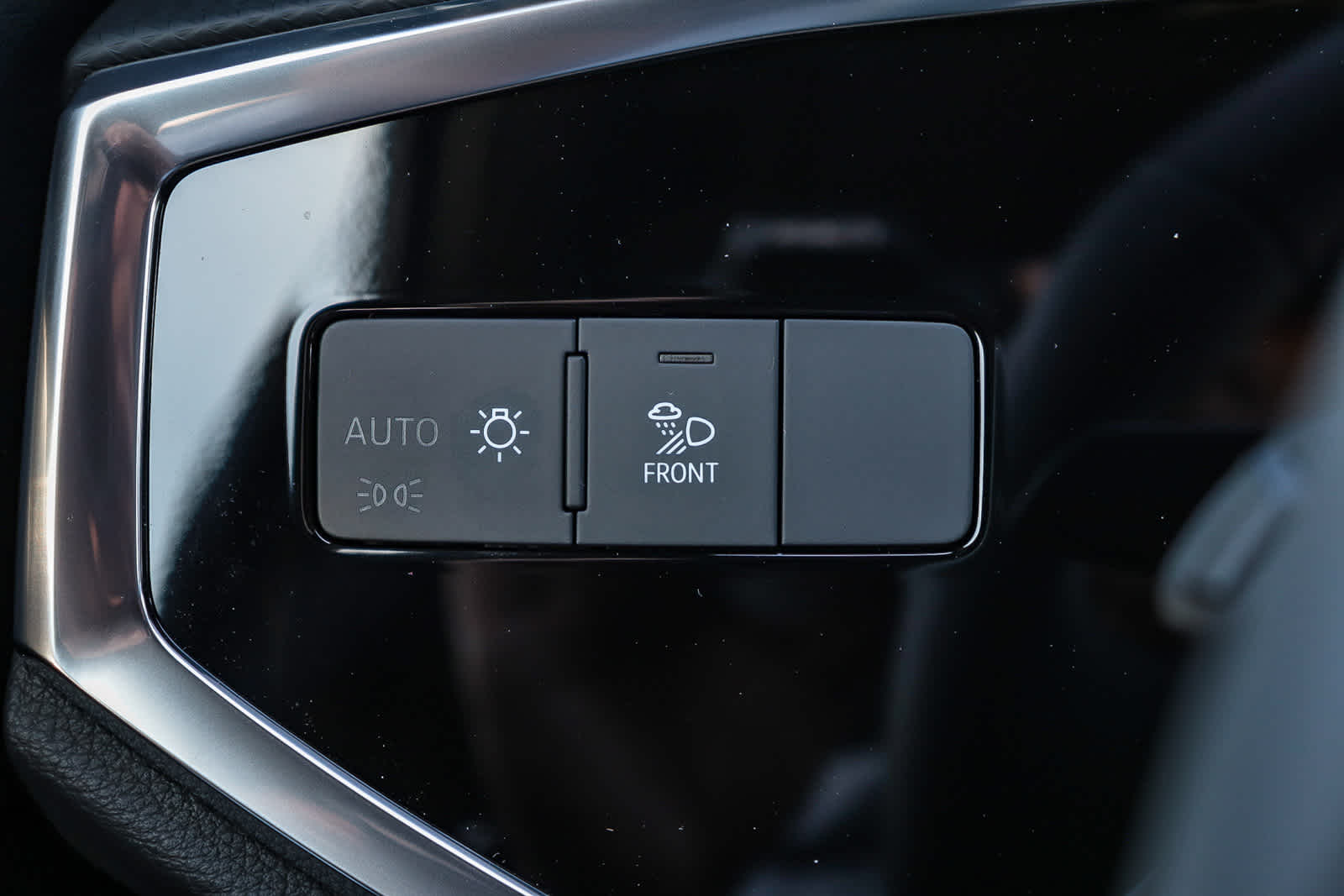 Thumbnail: 2025 Audi Q3 - 30